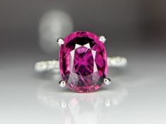 Beautiful 3.60CT Natural Pink Tourmaline With Natural Diamonds & 18k Gold