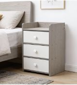 Set of 2 Modern Bedside Table With 3 Drawers – Sleek Storage Solution