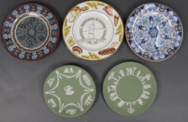 Collection of 5 Wedgwood Cabinet Plates
