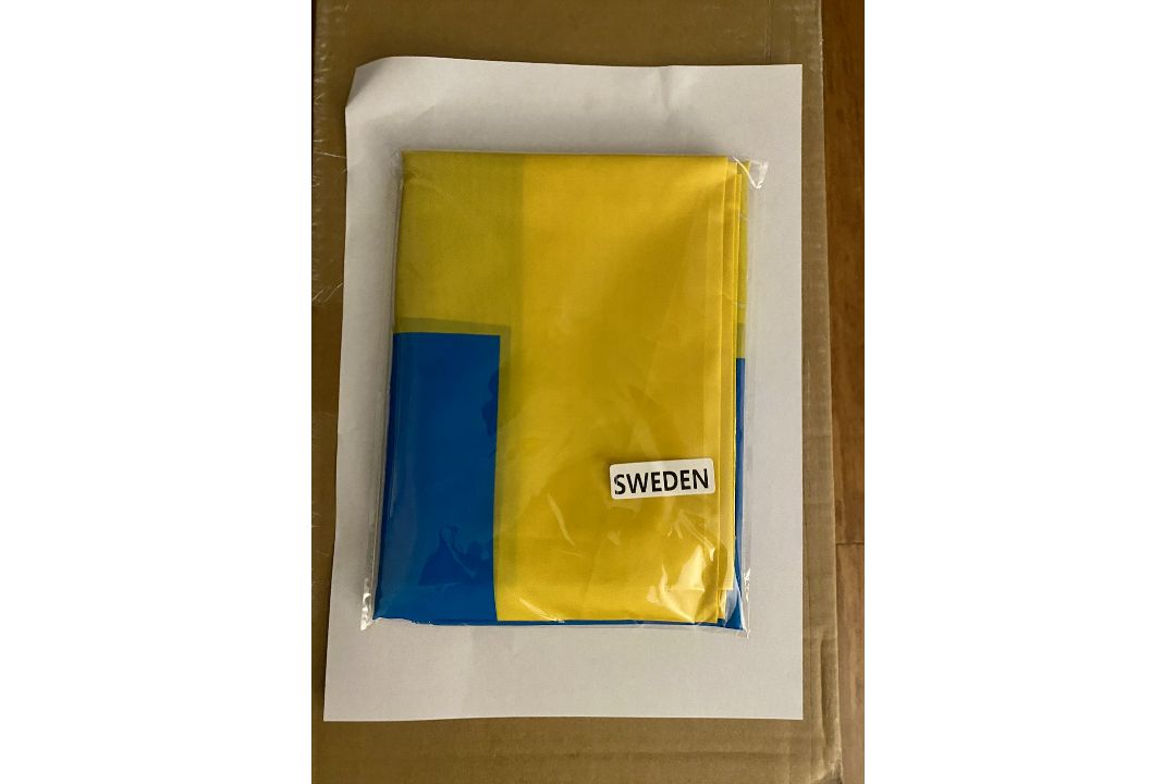 50 x 5ft x 3ft Sweden Flags Brand New and Boxed World Cup 2026 - Image 3 of 4