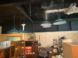 Collection of Retro/Antique Industrial Lighting EST £60