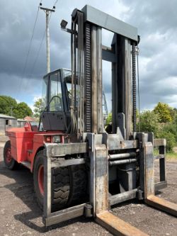 LINDE H160 - 16 Tonne Diesel Forklift (6390 hours)