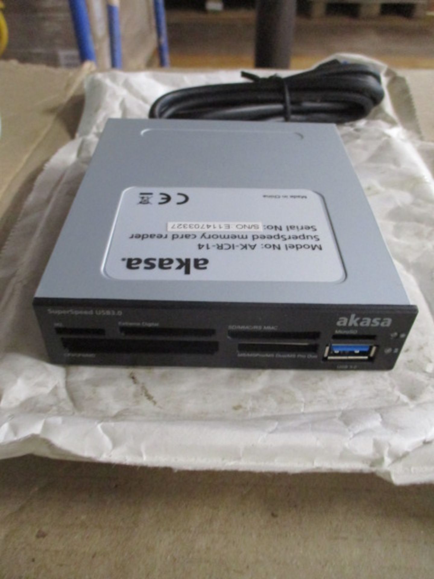 Title: Card Adapter Unit By AkasaDescription: Card Adapter Unit By AkasaCondition: UsedDelivery