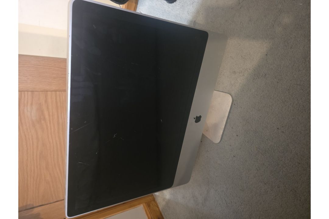 Apple iMac - Image 2 of 4