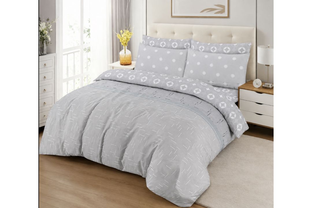 Wear & Snug by AA Double Duvet Cover Set – 3 Piece Microfibre Geometric Bedding Set - Image 1 of 3