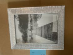 Silver Lines Photo Frame – 5 x 7 Inch Metal Frame with Glass Front