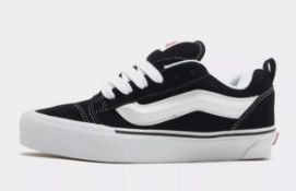 Vans Knu Skool in Black & White UK4 RRP £90