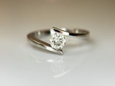 Beautiful Natural 0.45 CT S1 Diamond Ring With 18k Gold