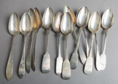 13-teiliges Konvolut von Suppenlöffeln (18./19. Jh.)