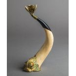 Kerzenhalter in stilisierter Form eines Fisches (1970er Jahre, Florenz, Italien)
