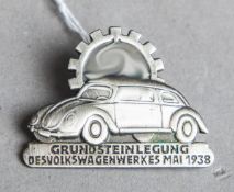 Abzeichen Grundsteinlegung Volkswagenwerk 1938 (Drittes Reich)