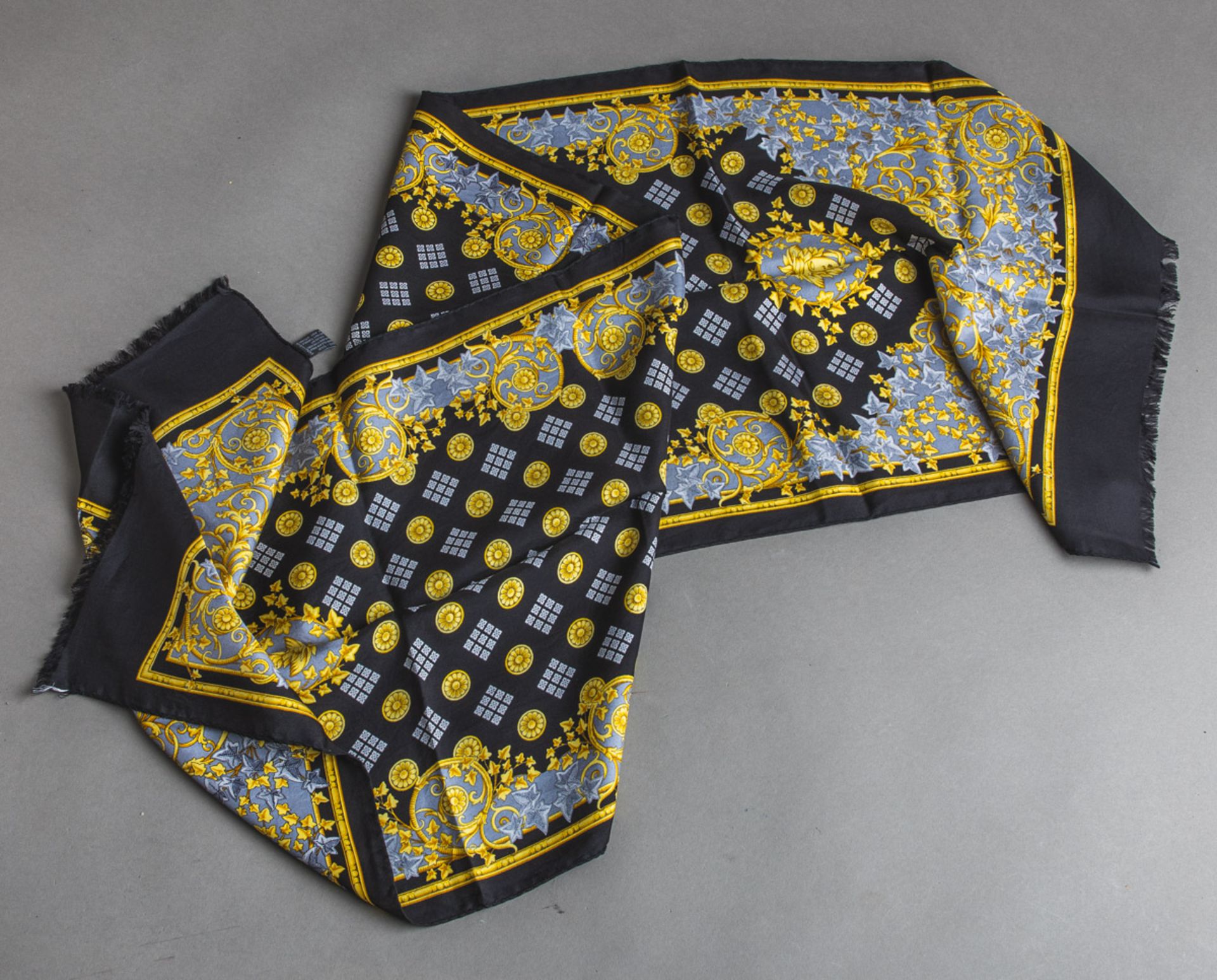 Seidentuch / Seidenschal (Versace)
