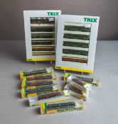 12-teiliges Konvolut von Modelleisenbahnwagen (Minitrix, 20. Jh.)