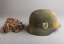 Stahlhelm M40 der Waffen-SS