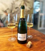 6 Flaschen Champagner Bouché Père & Fils Cuvée Réservée Brut