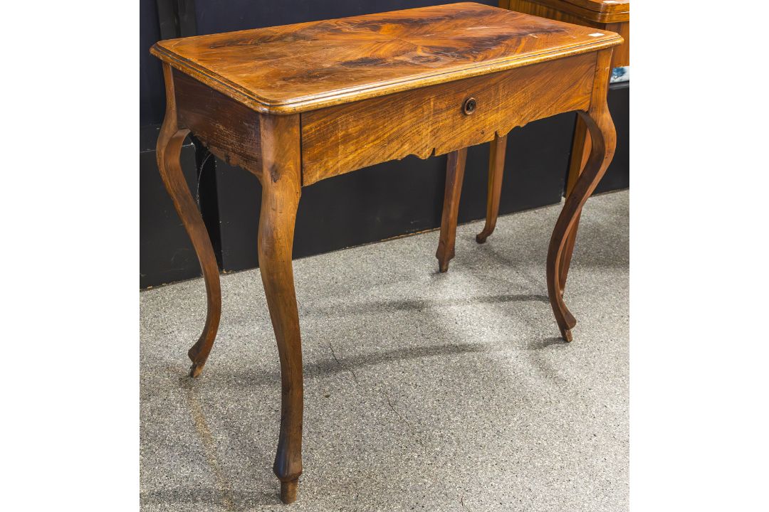 Konsole (um 1860/70er Jahre)
