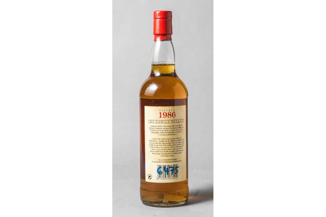 Glenfarclas Family Reserve, Dest. 1986, Abf. April 2006 - Bild 2 aus 2