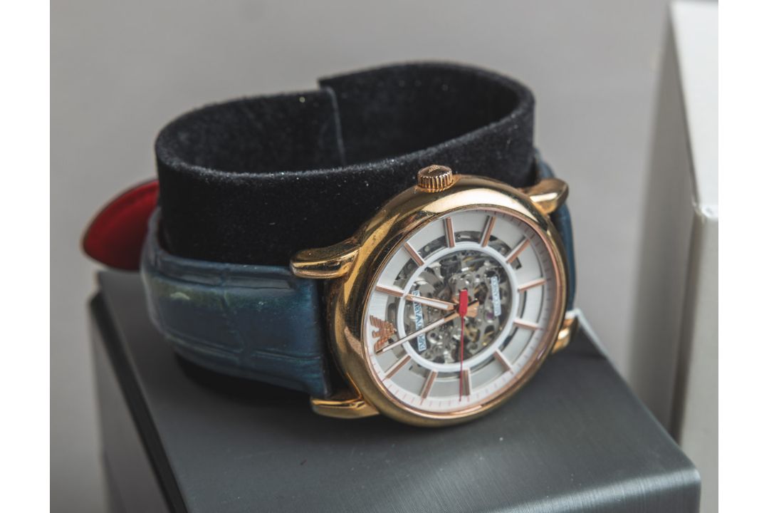 Emporio Armani - Armbanduhr "Meccanico" - Bild 2 aus 3