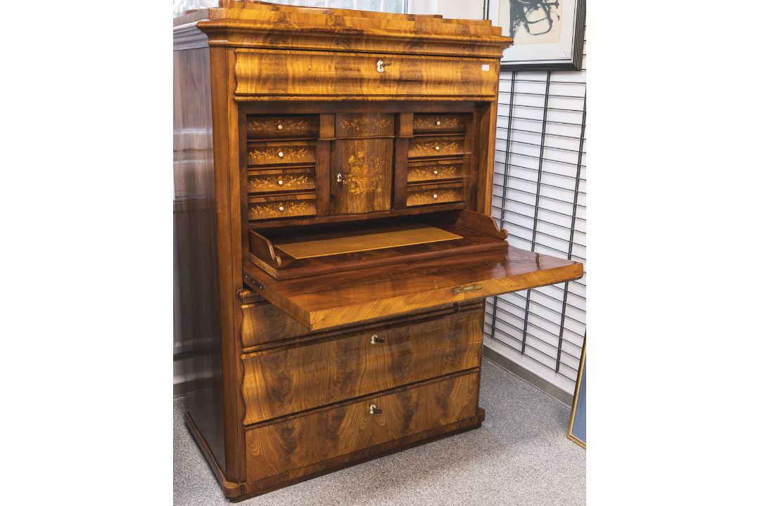 Schreibschrank (wohl Norddeutschland, Biedermeier, 19. Jh.) - Bild 1 aus 3