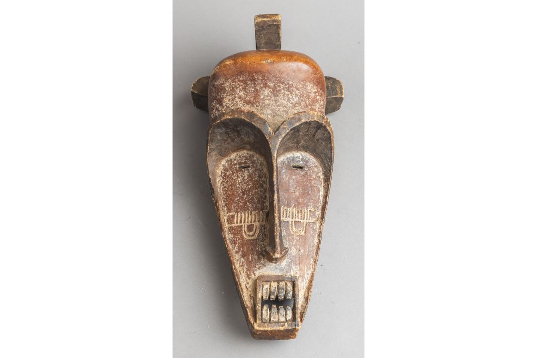 Maske (Baule, Elfenbeinküste, Alter unbekannt) - Bild 1 aus 2