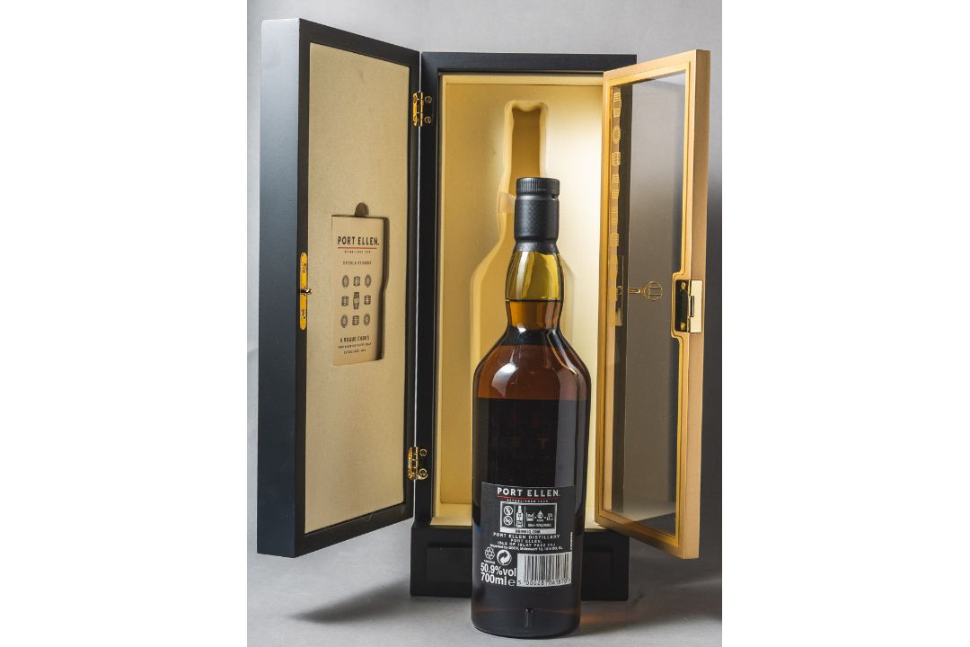 Port Ellen 40 Years Old, Dest. 1979, Abf. 2020, Islay Single Malt Scotch Whisky - Bild 2 aus 2