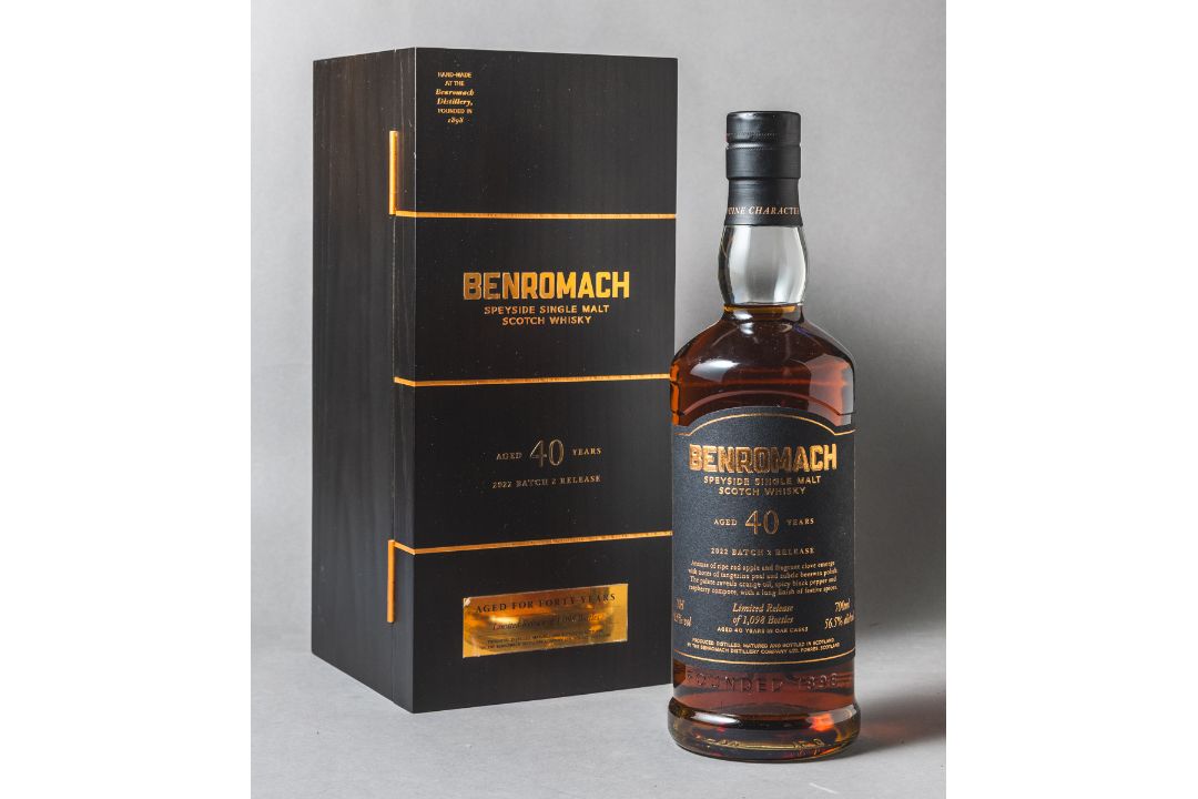 Benromach 40 Years, Dest. 1982, 40 Jahre, Abf. 2022, Speyside Single Malt Scotch Whisky - Bild 1 aus 2