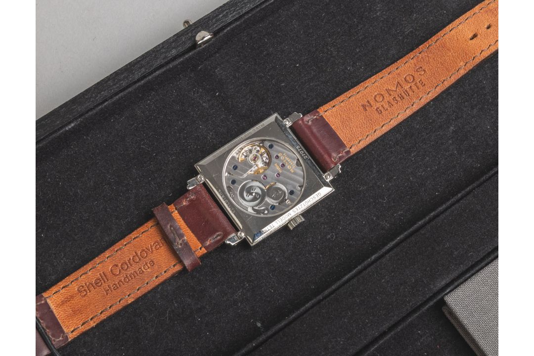 Nomos - Armbanduhr "Tetra 27" (Nomos, Glashütte) - Bild 3 aus 3