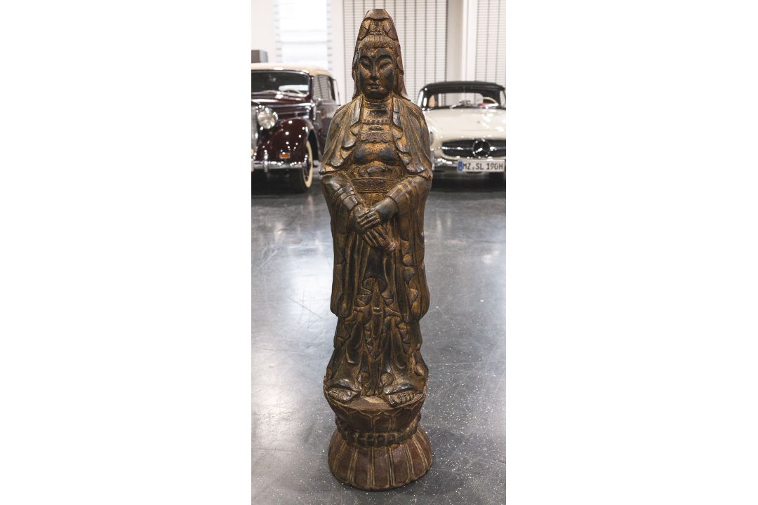 Große Guanyin-Figur (China, wohl 19. Jh.) - Bild 1 aus 2