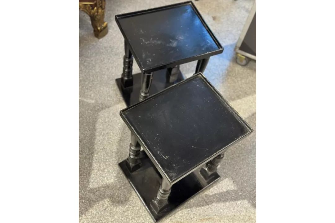 Set von Konsol- / Beistelltischen (20er J., Art déco) - Bild 2 aus 2
