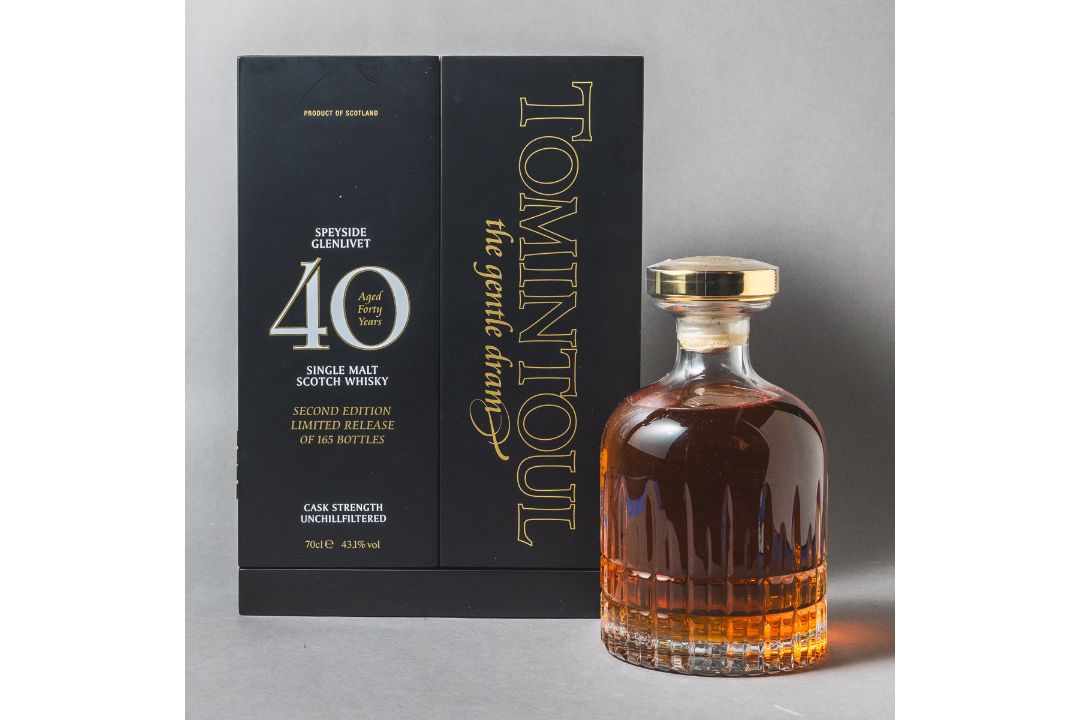 Tomintoul 40 Years Old, 40 Jahre, Single Malt Scotch Whisky - Bild 2 aus 2