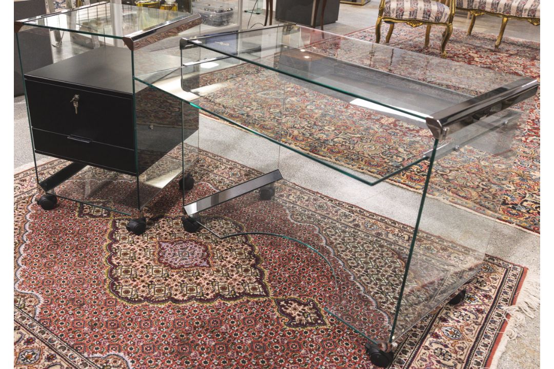 Schreibtisch mit Rollcontainer (Gallotti u. Radice, Italien, 70er J.) - Bild 1 aus 3