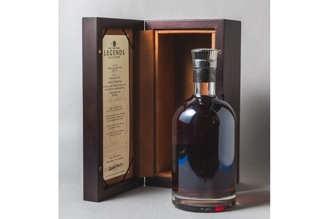 Macallan, Dest. April 1991, Abf. August 2023, 32 Jahre, Speyside Single Malt Scotch Whisky - Bild 2 aus 2