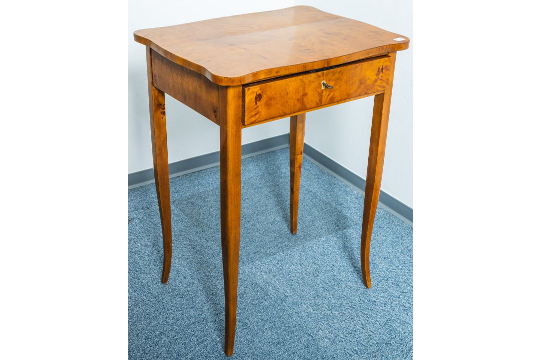 Nähtisch / Beistelltisch (um 1820/30, Biedermeier) - Bild 1 aus 2