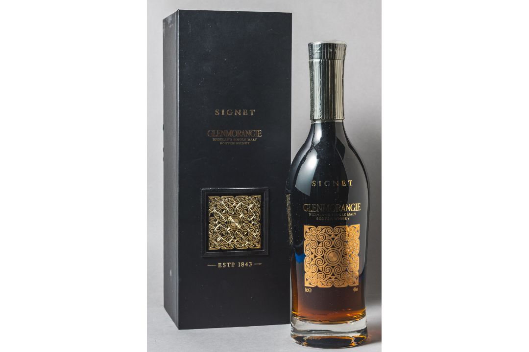 Glenmorangie Signet, Dest. ohne Jahrgangsabgabe, NAS (ohne Altersangabe) - Bild 1 aus 3