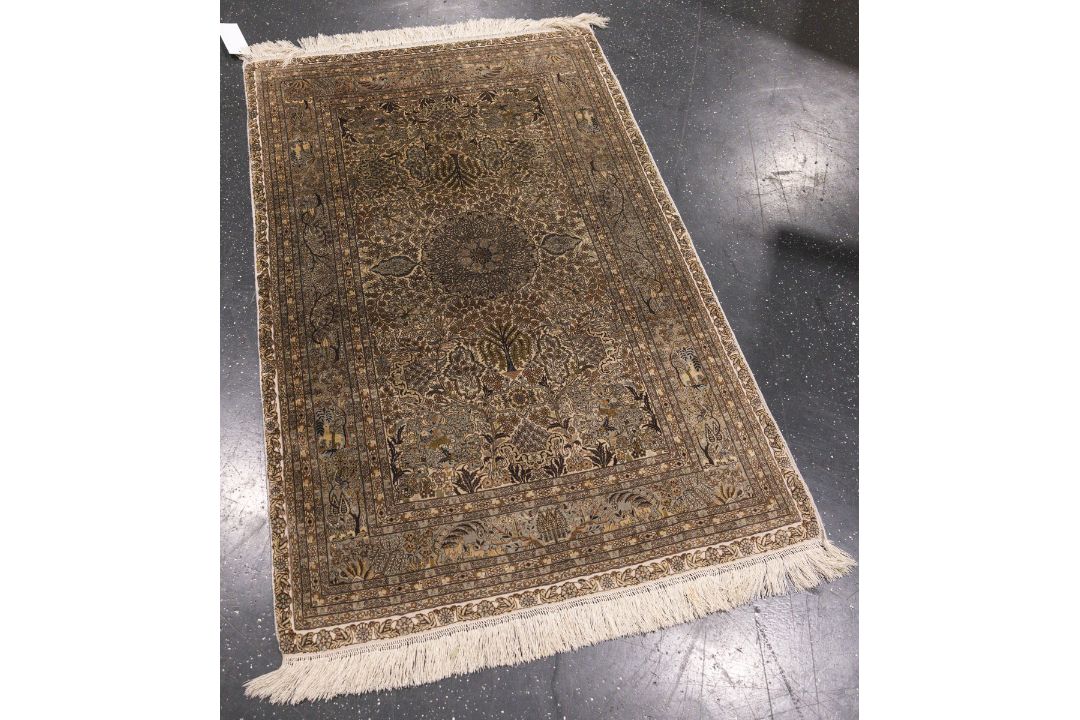 Seidenteppich (wohl Isfahan / Nain, Iran) - Bild 1 aus 2