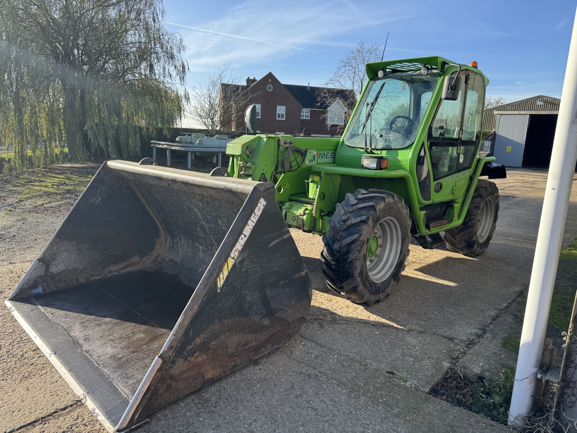 (11) Merlo P40.7 Panoramic telehandler, 140hp, with pick up hitch ...