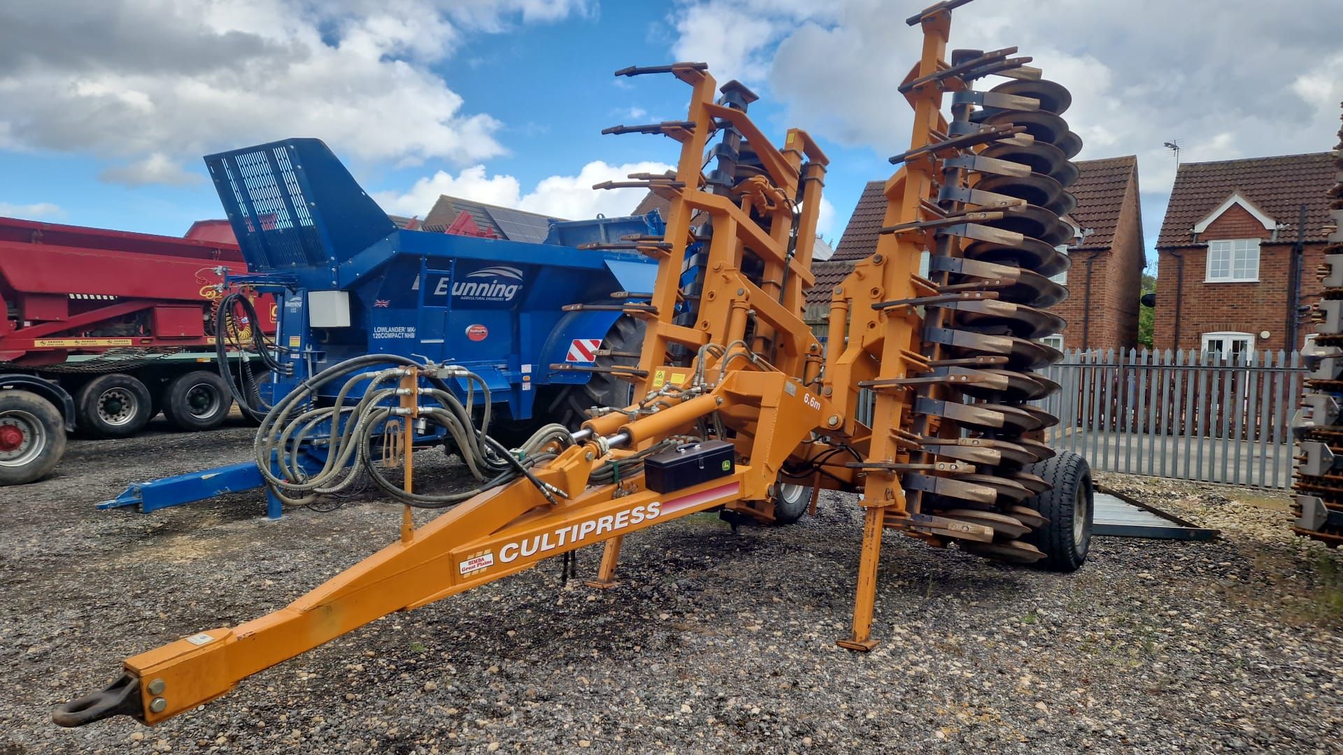 Simba 6.6m Cultipress, hydraulic folding, rigid leading tines, hyd levelling boards & double DD ring - Image 5 of 9
