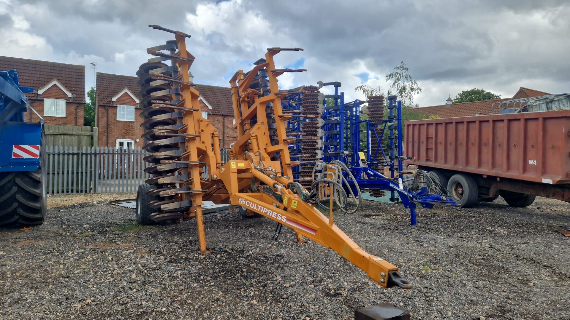 Simba 6.6m Cultipress, hydraulic folding, rigid leading tines, hyd levelling boards & double DD ring - Image 8 of 9