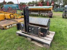 Tombstone 3pt mounted weight block, with 16 Case 45kg leaf wafer weights