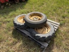 3x spare Vaderstad wheels, 2 x Mitas 690 x 180-15