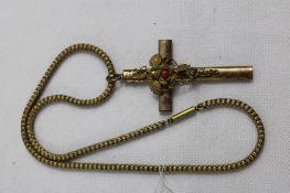 Dekoratives Kreuz mit Kette vergoldet 19 Jh.