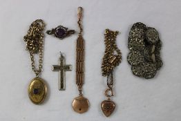 Alter Schmuck Chatelaine Trachtenknöpfe etc. Konvolut 19/20 Jh.