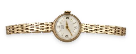 A LADIES TUDOR ROLEX 9CT GOLD WRIST WATCH WITH 9CT GOLD STRAP