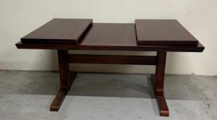 A Mid Century two-leaf extendable dining table by Skovby Mobelfabrik (H72cm W170cm D100cm Leaves