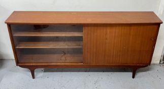 Mid Century teak sideboard with one glass and one wood sliding doors (H77cm W156cm D28cm)