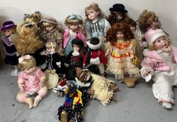 A large selection of loose porcelain dolls of various makers and sizes - AF