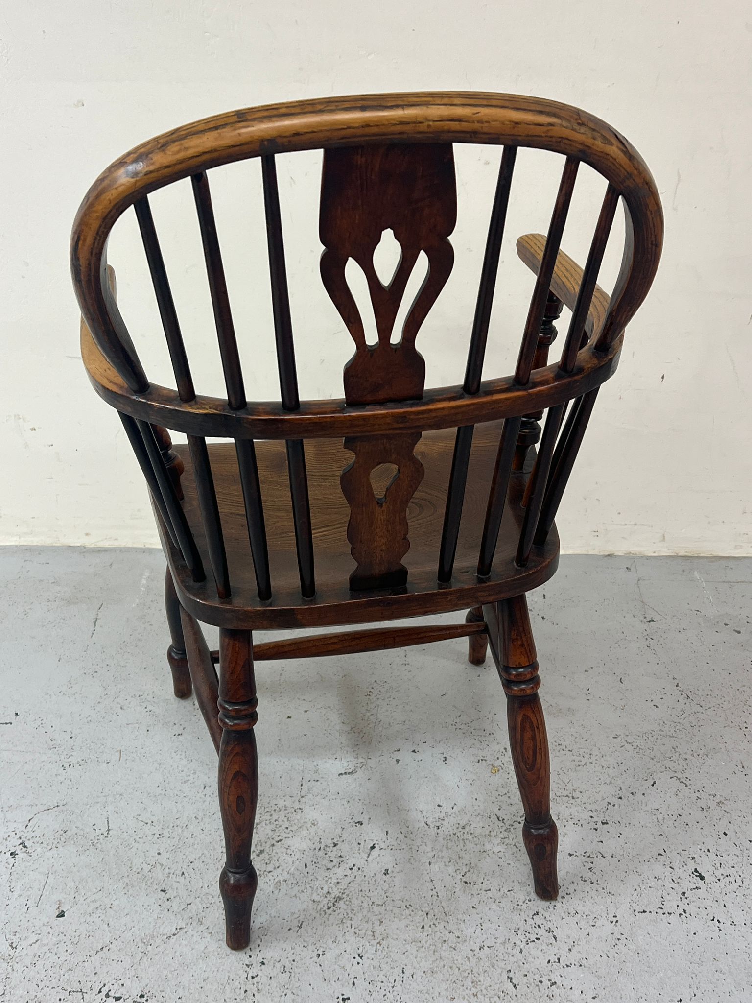 English elm and ash Windsor chair AF - Image 2 of 3