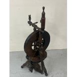 Spinning wheel with foot pedal