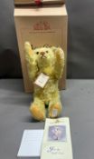 Steiff collectors 2003 yellow Mohair Teddy bear with box 3040 of 4000, limited edition Condition