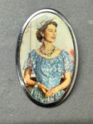 A 1953 coronation brooch of Queen Elizabeth II